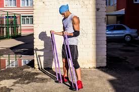 《肯泽拉传说：扎乌》开发商裁员风波：发售后困境分析