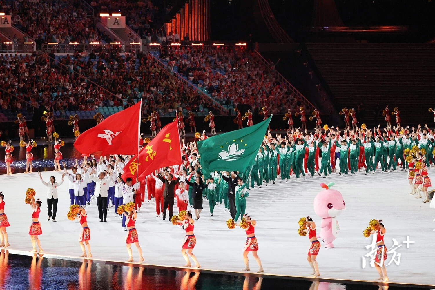 正式退出！奥斯卡关键时刻放国足鸽子拒绝入籍出战，只因钱没给够